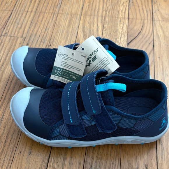 Kamik Kids Sneakers in Navy and Aqua - Picture 6 of 10